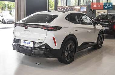 Позашляховик / Кросовер Volkswagen ID. UNYX 2025 в 