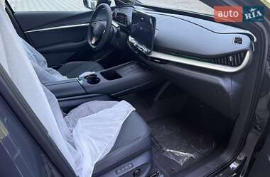 Внедорожник / Кроссовер Volkswagen ID. UNYX 2025 в 