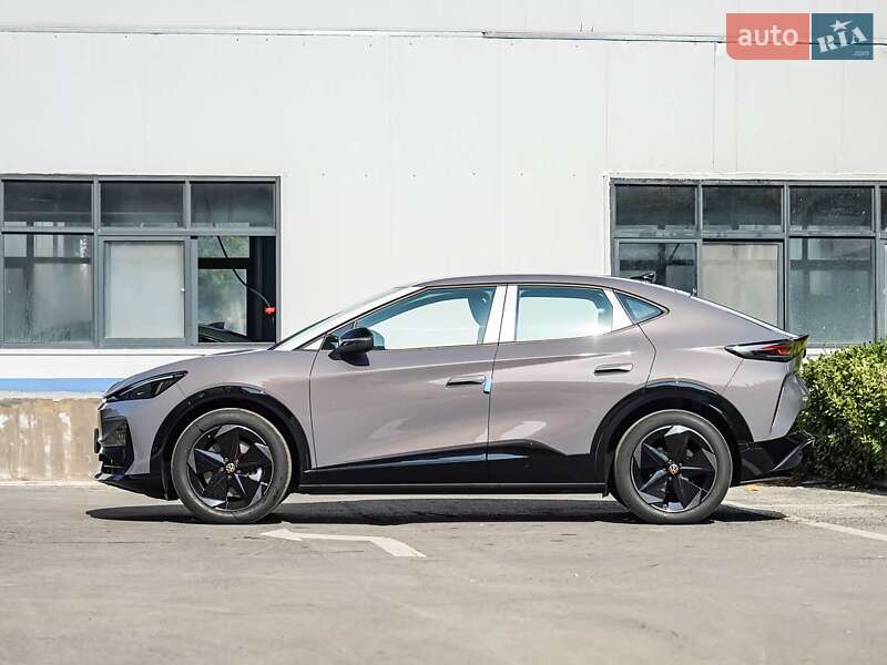 Внедорожник / Кроссовер Volkswagen ID. UNYX 2025 в Киеве