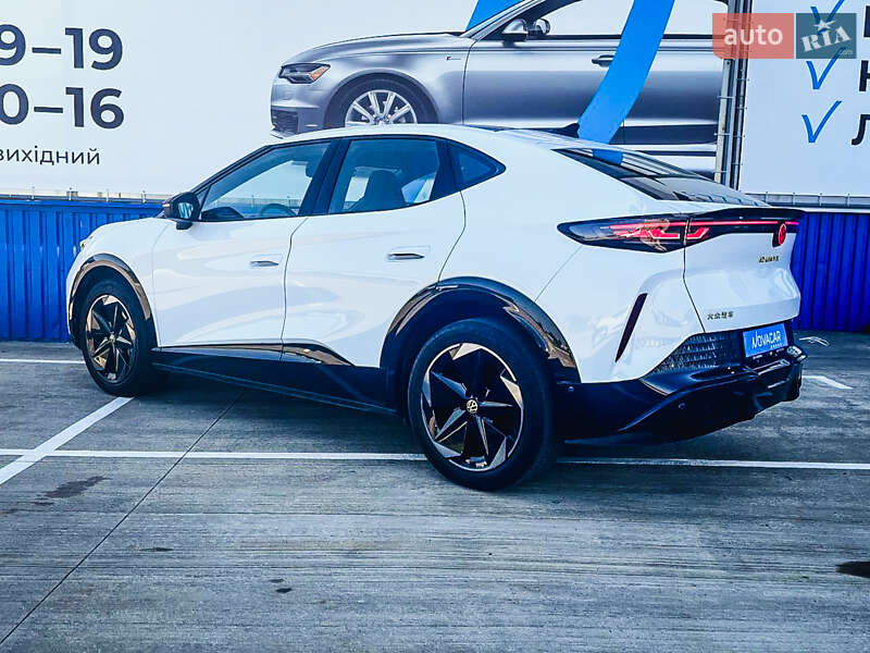 Внедорожник / Кроссовер Volkswagen ID. UNYX 2025 в Киеве