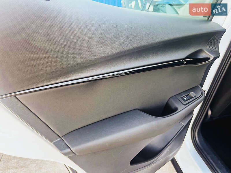 Внедорожник / Кроссовер Volkswagen ID. UNYX 2025 в Киеве