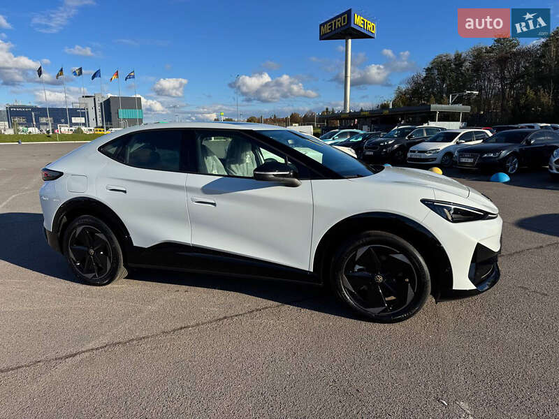 Внедорожник / Кроссовер Volkswagen ID. UNYX 2025 в Львове