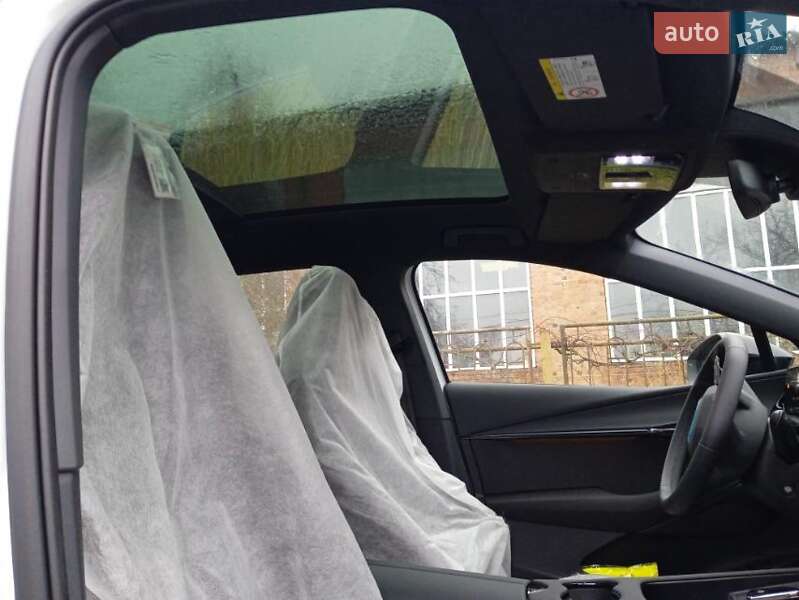 Внедорожник / Кроссовер Volkswagen ID. UNYX 2025 в Черновцах