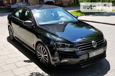 Седан Volkswagen Jetta 2016 в Львове