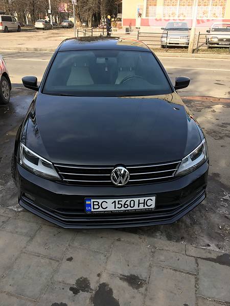 Седан Volkswagen Jetta 2016 в Львові