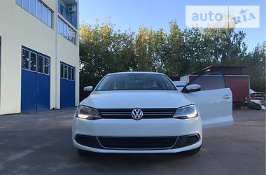 Седан Volkswagen Jetta 2013 в Виннице