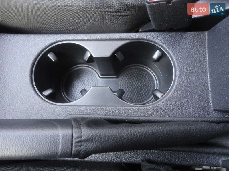 Седан Volkswagen Jetta 2014 в Запоріжжі