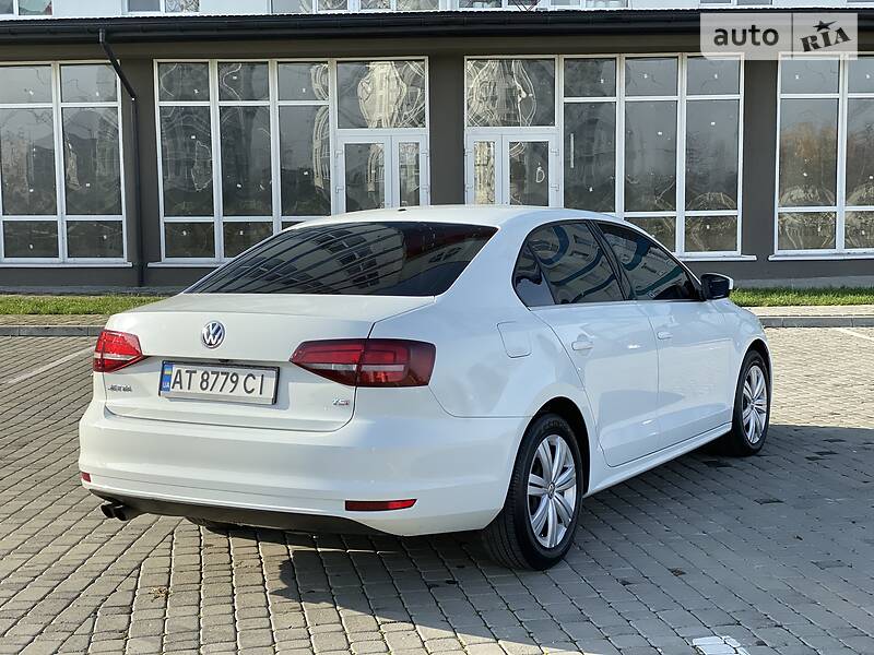 Седан Volkswagen Jetta 2017 в Івано-Франківську
