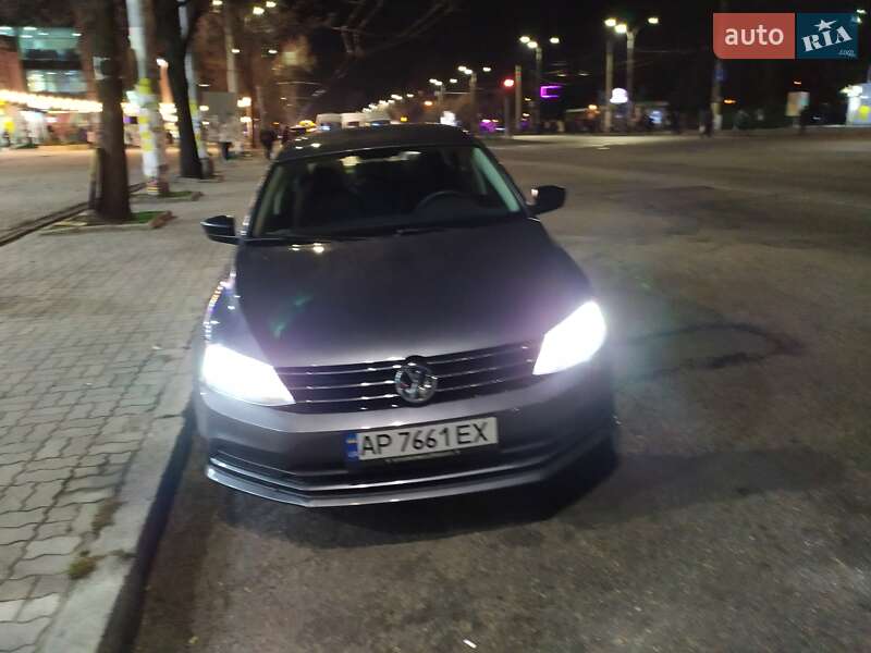 Седан Volkswagen Jetta 2014 в Запоріжжі