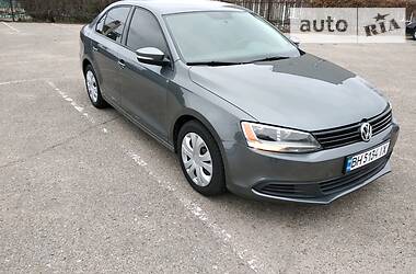 Седан Volkswagen Jetta 2012 в 