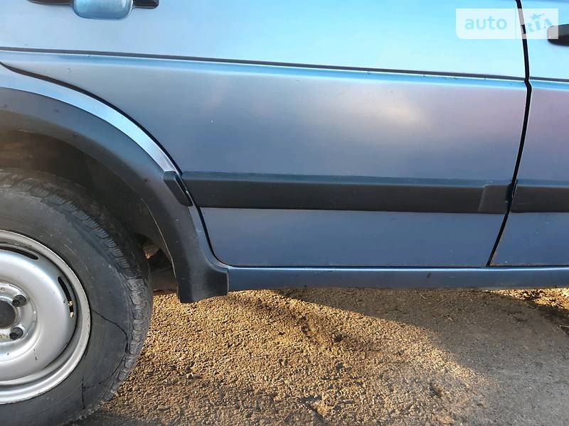 Седан Volkswagen Jetta 1989 в Рівному