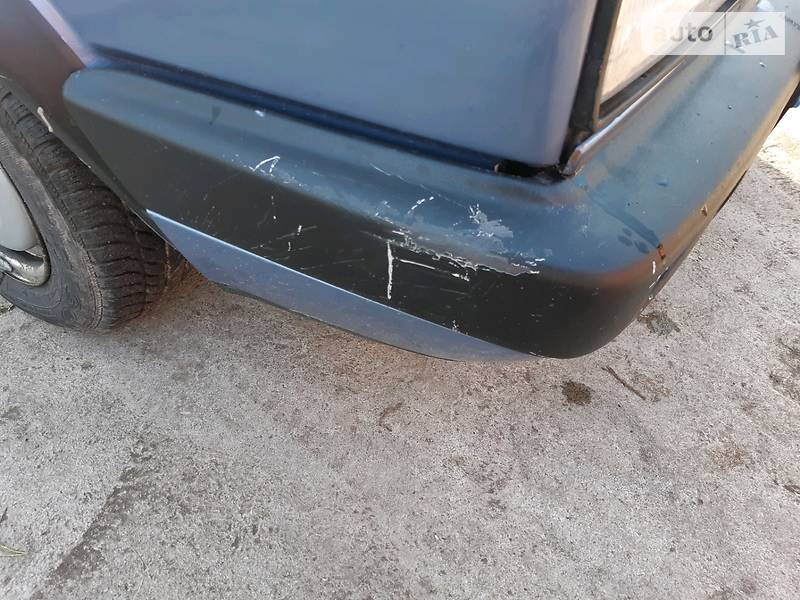 Седан Volkswagen Jetta 1989 в Рівному