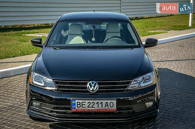 Седан Volkswagen Jetta 2016 в Николаеве