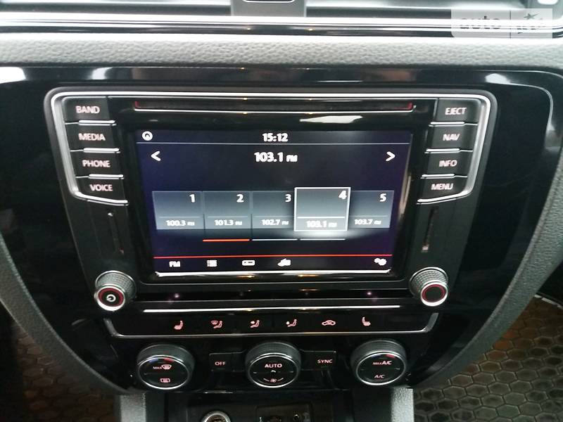 Седан Volkswagen Jetta 2017 в Запоріжжі