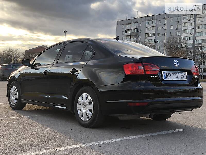 Седан Volkswagen Jetta 2015 в Запоріжжі