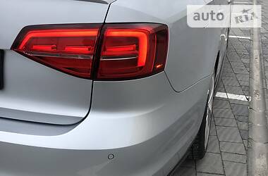 Хетчбек Volkswagen Jetta 2016 в 