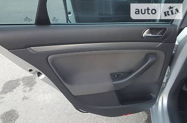 Седан Volkswagen Jetta 2007 в 