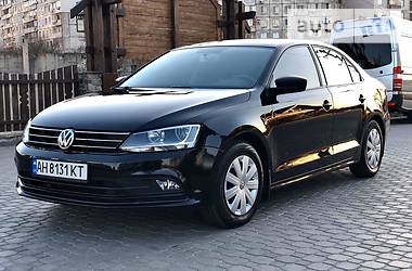 Седан Volkswagen Jetta 2016 в 