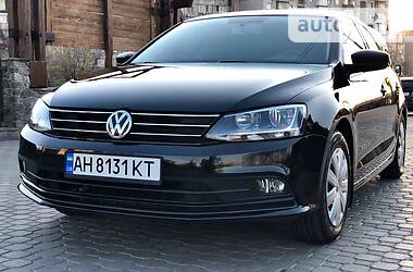 Седан Volkswagen Jetta 2016 в 