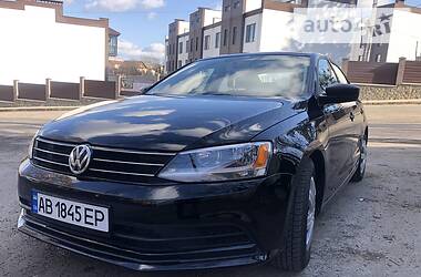 Седан Volkswagen Jetta 2015 в 