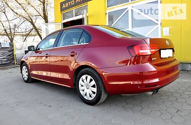 Седан Volkswagen Jetta 2017 в 