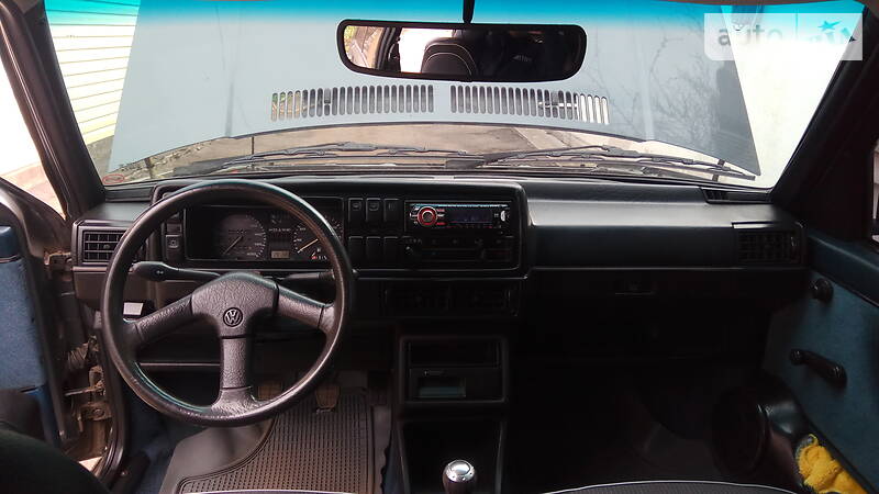 Хетчбек Volkswagen Jetta 1990 в П'ятихатках