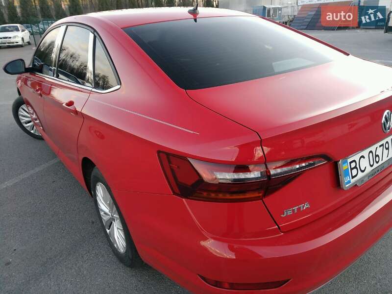 Седан Volkswagen Jetta 2018 в Львове