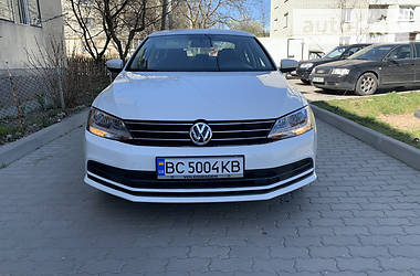 Седан Volkswagen Jetta 2015 в Львове