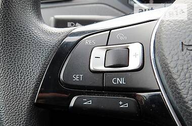 Седан Volkswagen Jetta 2014 в 