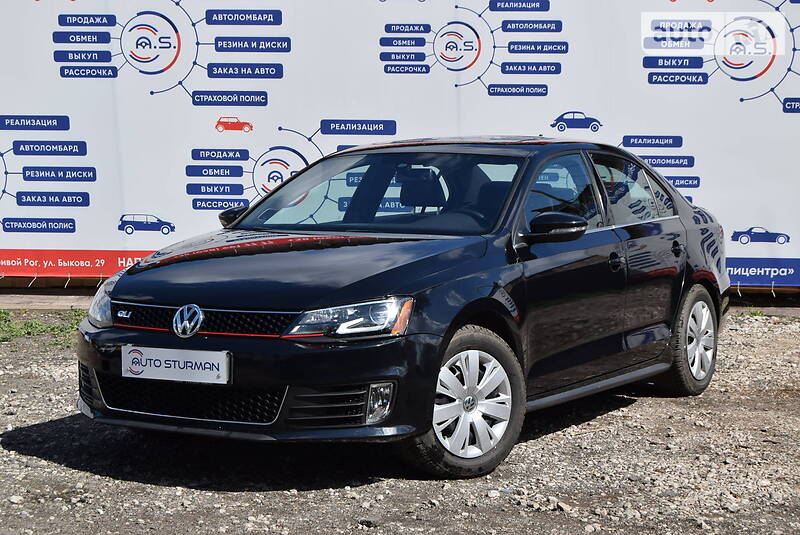 Седан Volkswagen Jetta 2014 в 