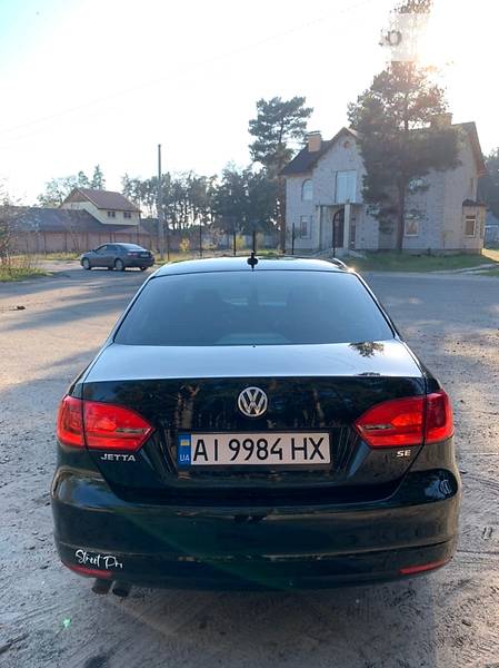 Седан Volkswagen Jetta 2013 в Києві