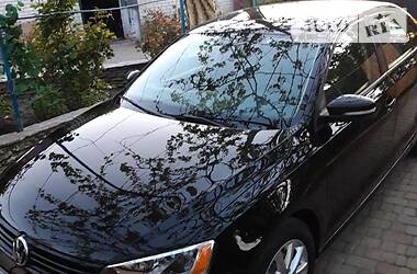 Седан Volkswagen Jetta 2011 в 