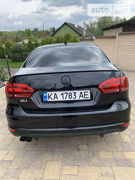 Седан Volkswagen Jetta 2014 в Києві