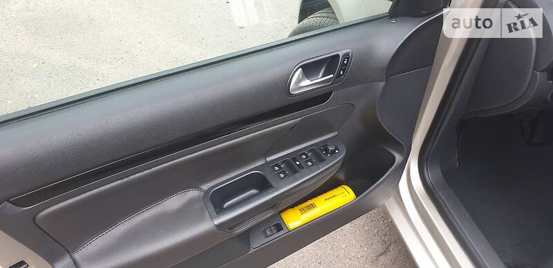 Універсал Volkswagen Jetta 2013 в Хмельницькому