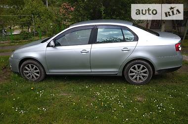 Седан Volkswagen Jetta 2006 в 