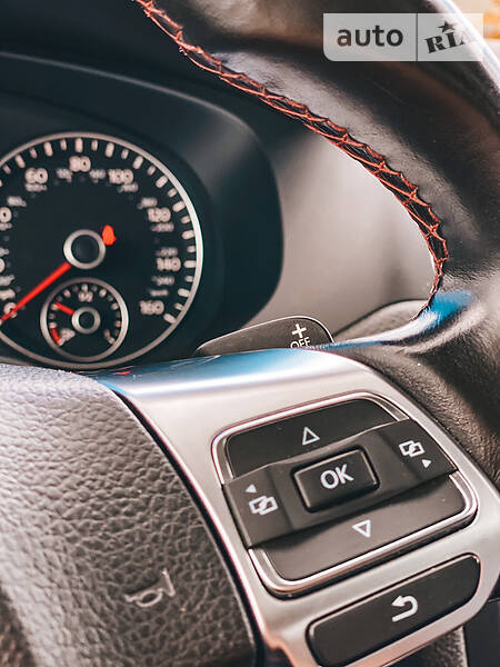Седан Volkswagen Jetta 2014 в Києві