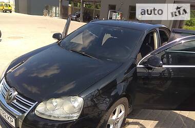 Седан Volkswagen Jetta 2006 в Львове