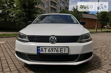 Седан Volkswagen Jetta 2014 в 