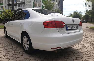 Седан Volkswagen Jetta 2014 в 