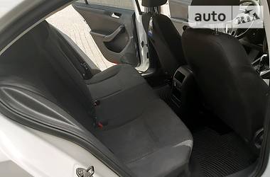 Седан Volkswagen Jetta 2014 в 