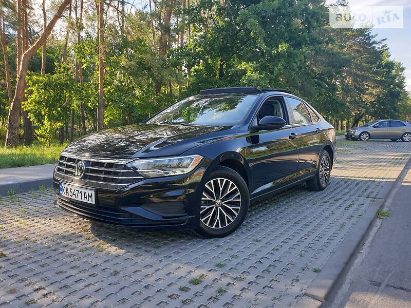 Седан Volkswagen Jetta 2018 в Києві