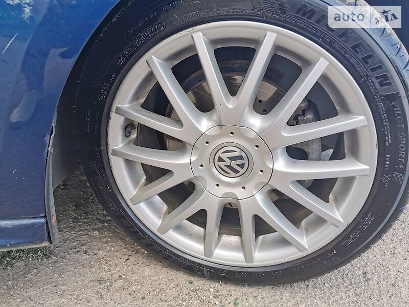 Седан Volkswagen Jetta 2012 в Миколаєві