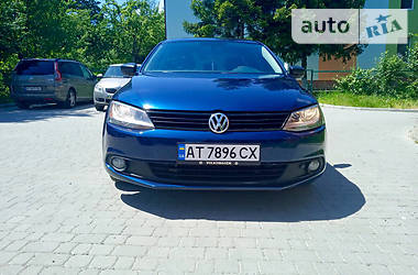 Седан Volkswagen Jetta 2011 в 