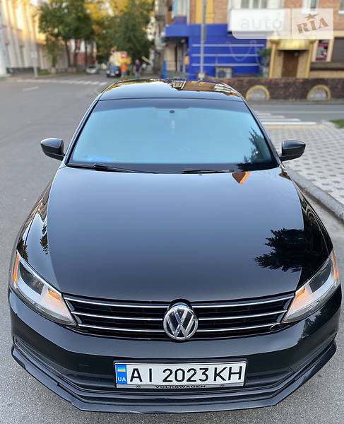 Седан Volkswagen Jetta 2016 в Києві