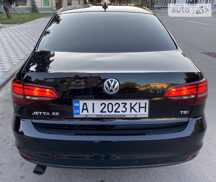 Седан Volkswagen Jetta 2016 в Києві
