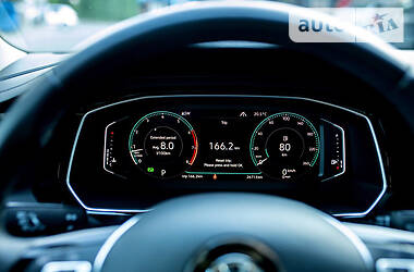 Седан Volkswagen Jetta 2018 в 