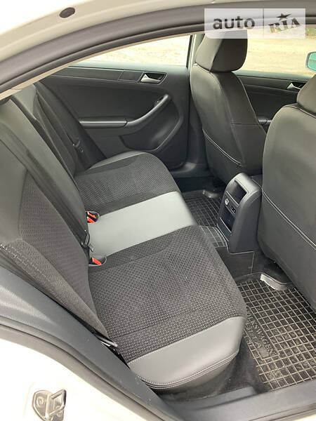 Седан Volkswagen Jetta 2014 в Харкові