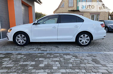 Седан Volkswagen Jetta 2017 в 