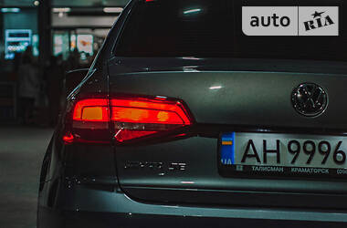 Седан Volkswagen Jetta 2015 в 
