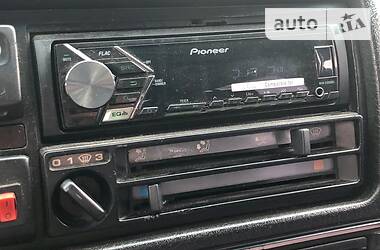 Седан Volkswagen Jetta 1990 в 